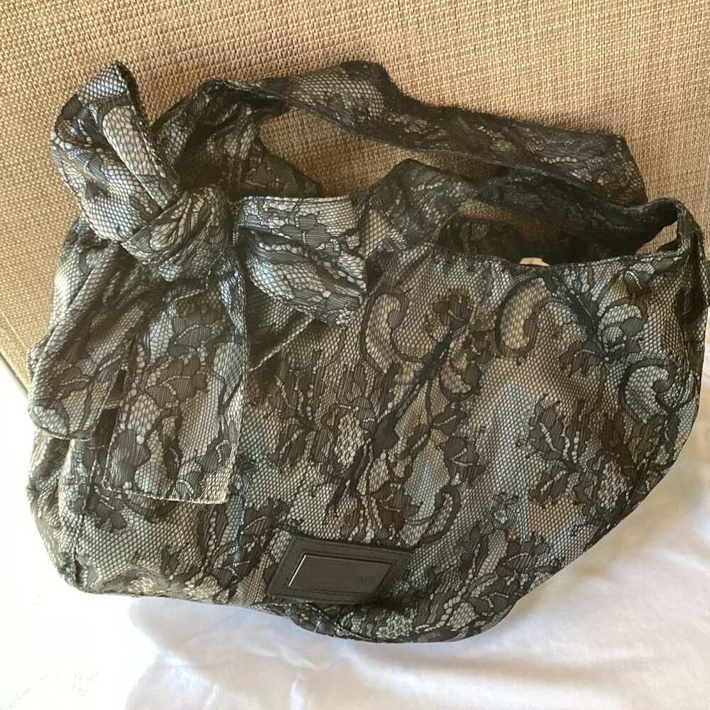 Valentino Black/Beige Lace Nuage Bow Hobo Bag LIKE NEW!! - Picture 3 of 7